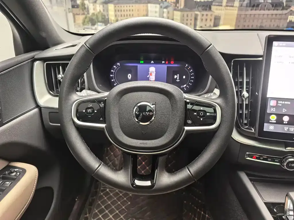 Volvo XC60 2025 из CN, фото 7