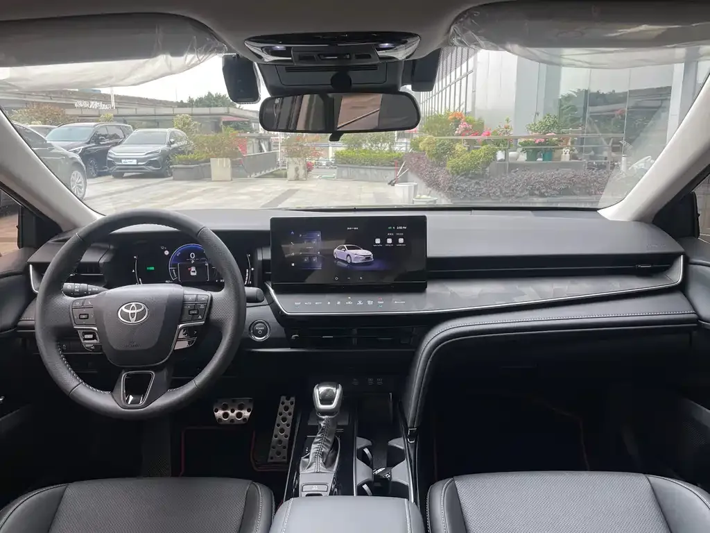 Toyota Camry 2025 из CN, фото 3