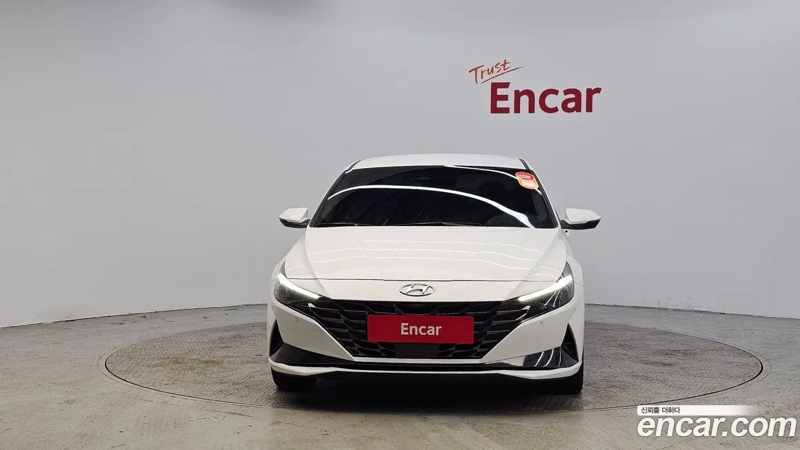 Hyundai AVANTE — фото 2