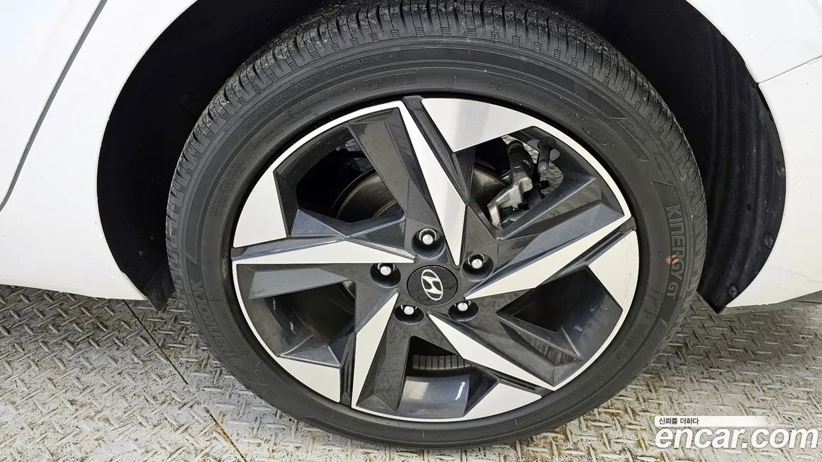 Hyundai AVANTE — фото 7