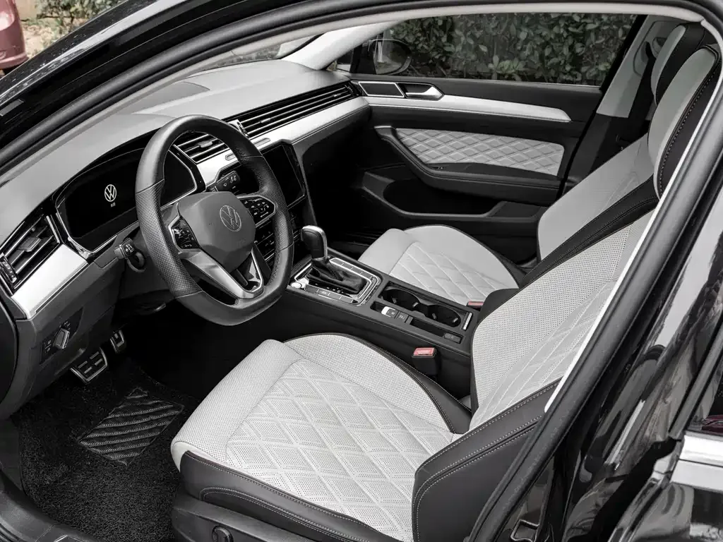 Volkswagen Sagitar 2023 из CN, фото 8
