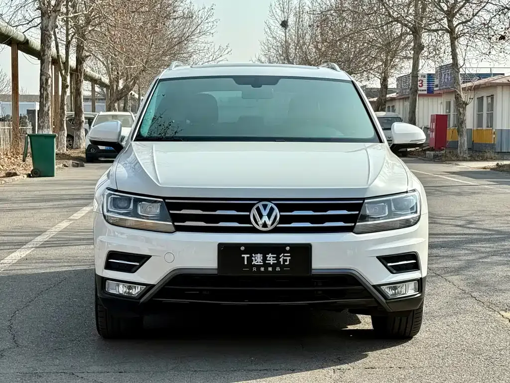 Volkswagen Tiguan L 2021 из CN, фото 8