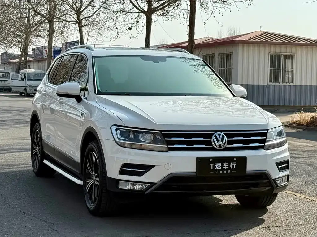 Volkswagen Tiguan L 2021 из CN, фото 3