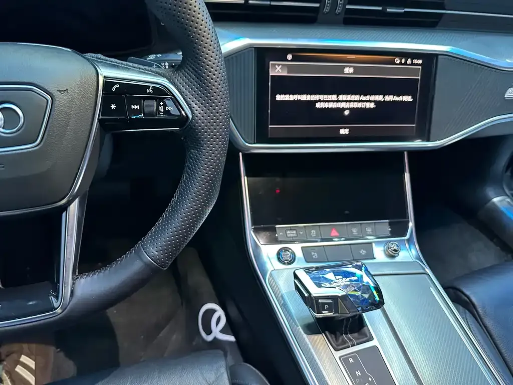 Audi A6L 2021 из CN, фото 8