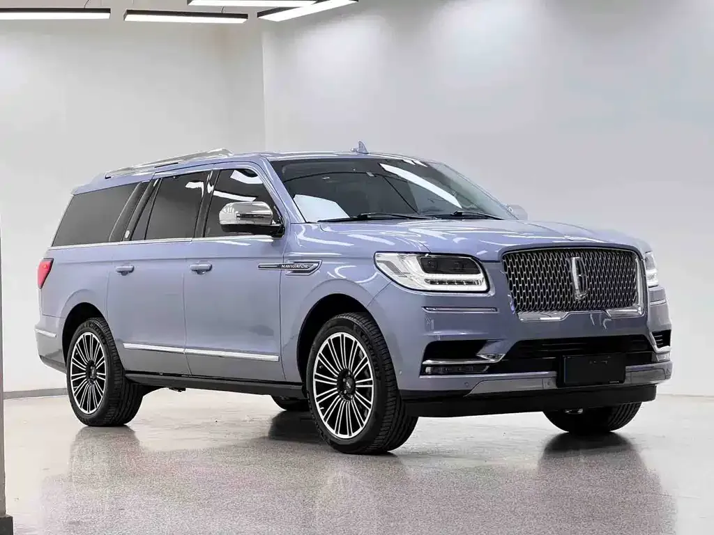 Lincoln Navigator — фото 8