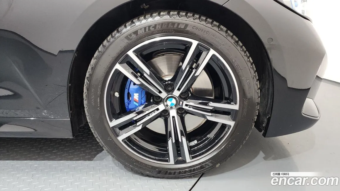BMW 3-Series 2024 из KR, фото 6