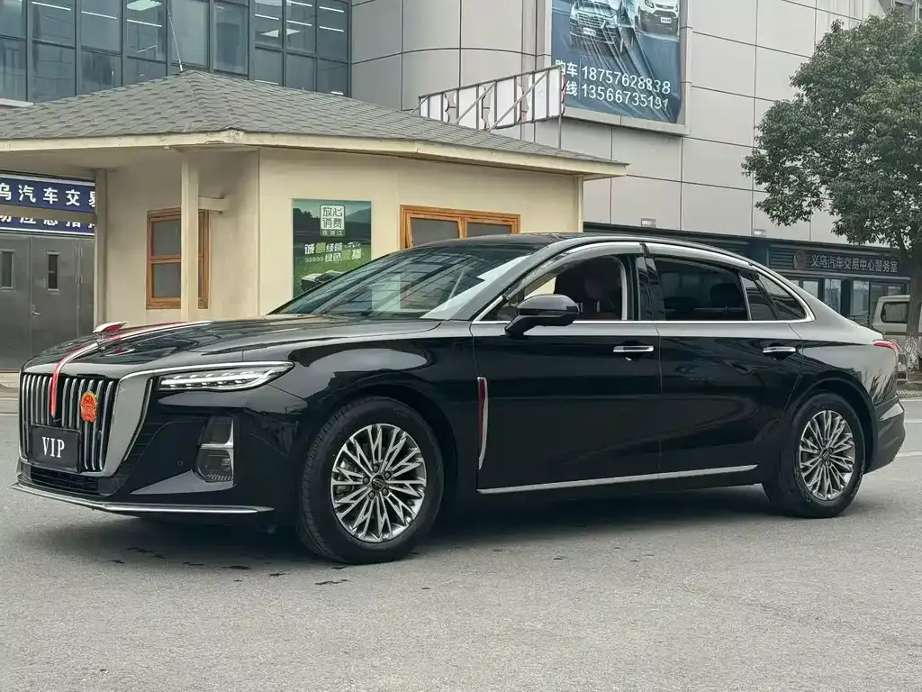 Hongqi H5 — фото 1