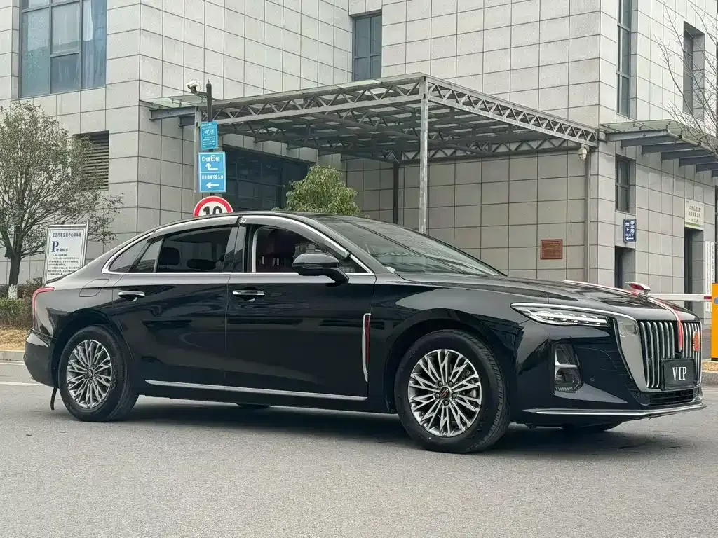 Hongqi H5 — фото 9
