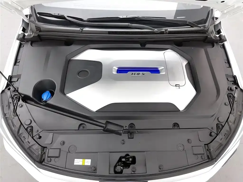 BAIC EU5 Plus 2023 из CN, фото 7