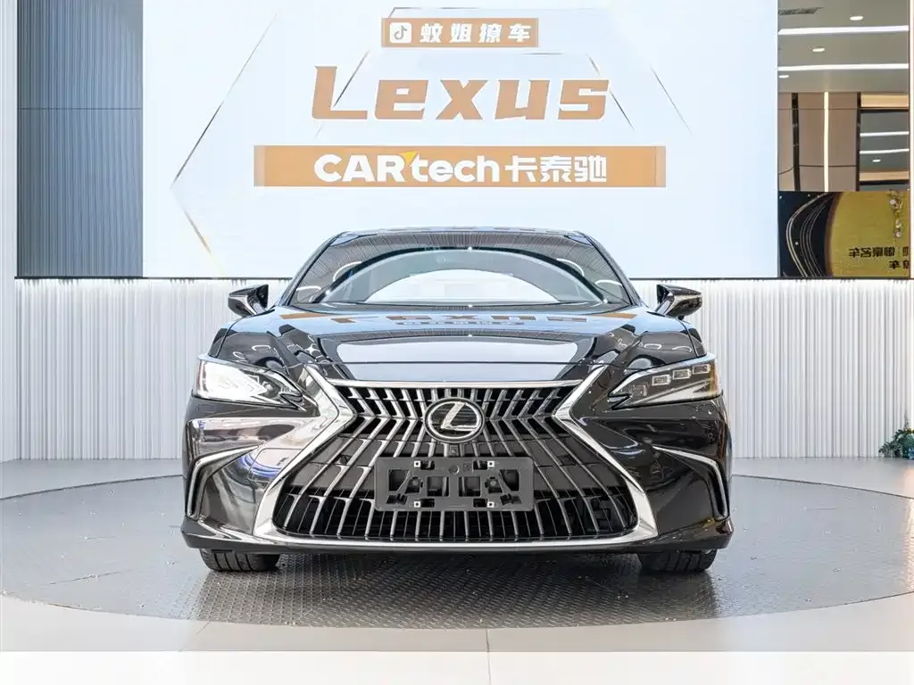 Lexus ES 2024 из CN, фото 1