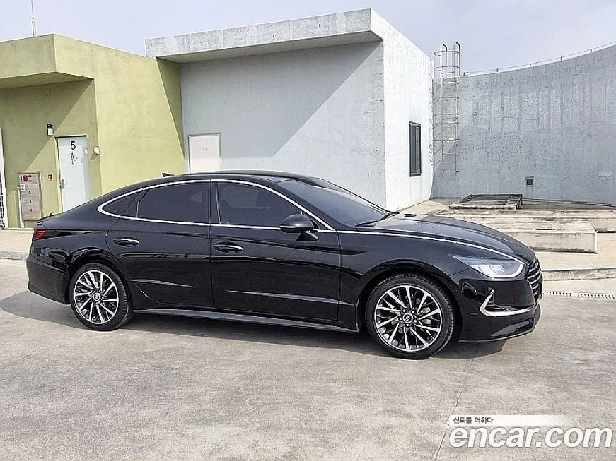 Hyundai Sonata 2022 из KR, фото 3
