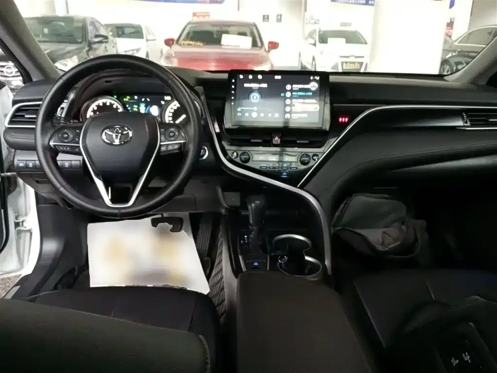 Toyota Camry 2023 из CN, фото 4