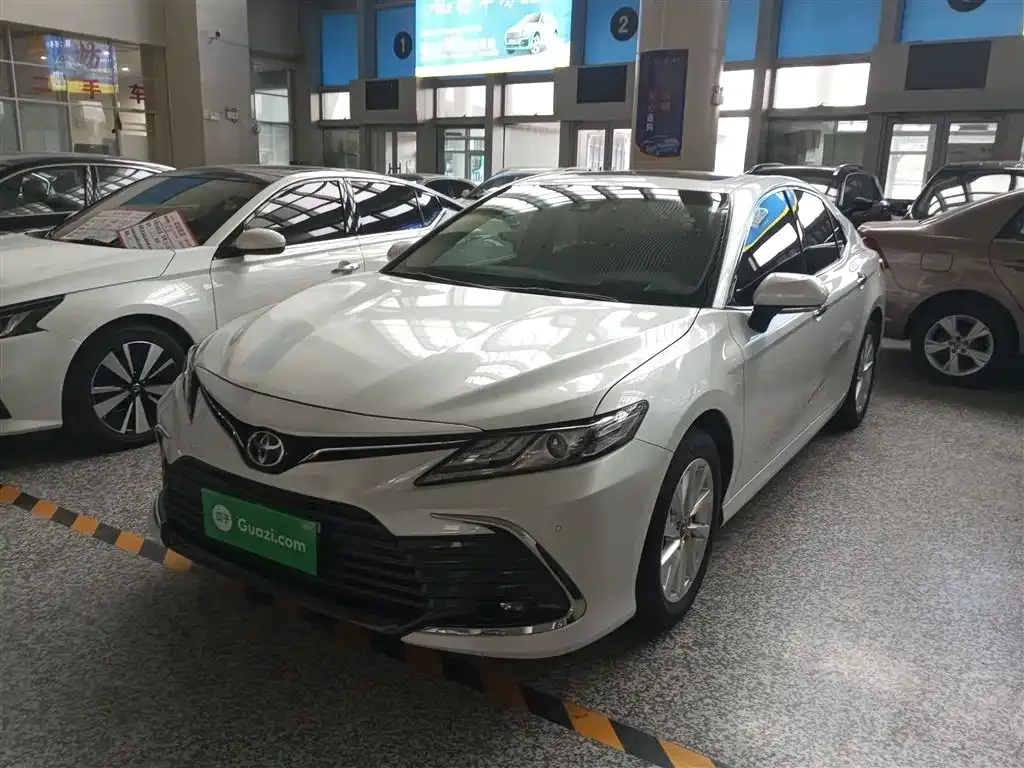 Toyota Camry 2023 из CN, фото 6