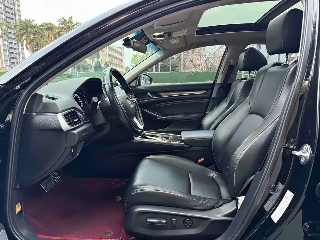 Honda Accord — фото 4