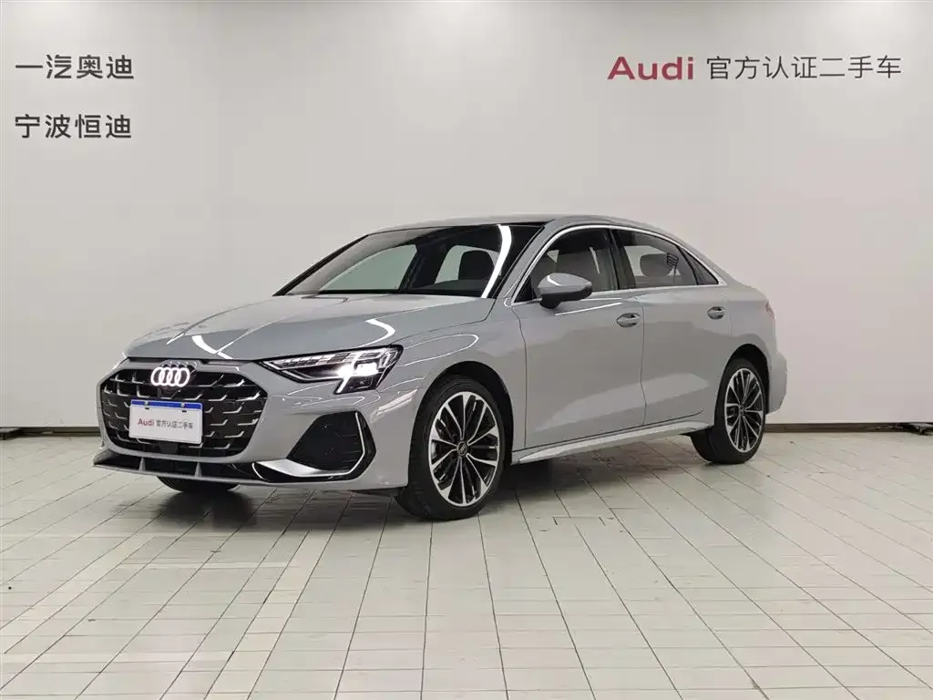 Audi A3 2024 из CN, фото 1