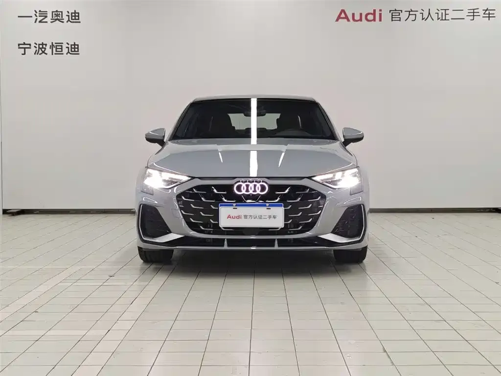 Audi A3 2024 из CN, фото 2