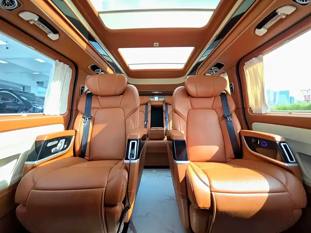 Mercedes-Benz Vito — фото 10