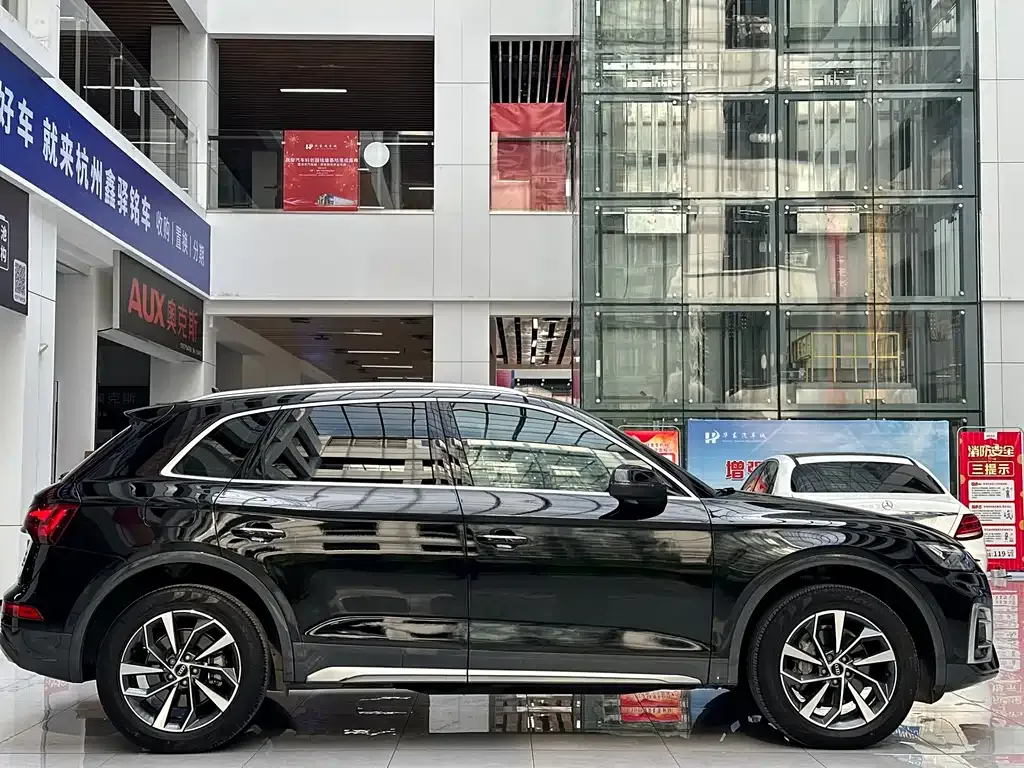 Audi Q5L 2023 из CN, фото 8