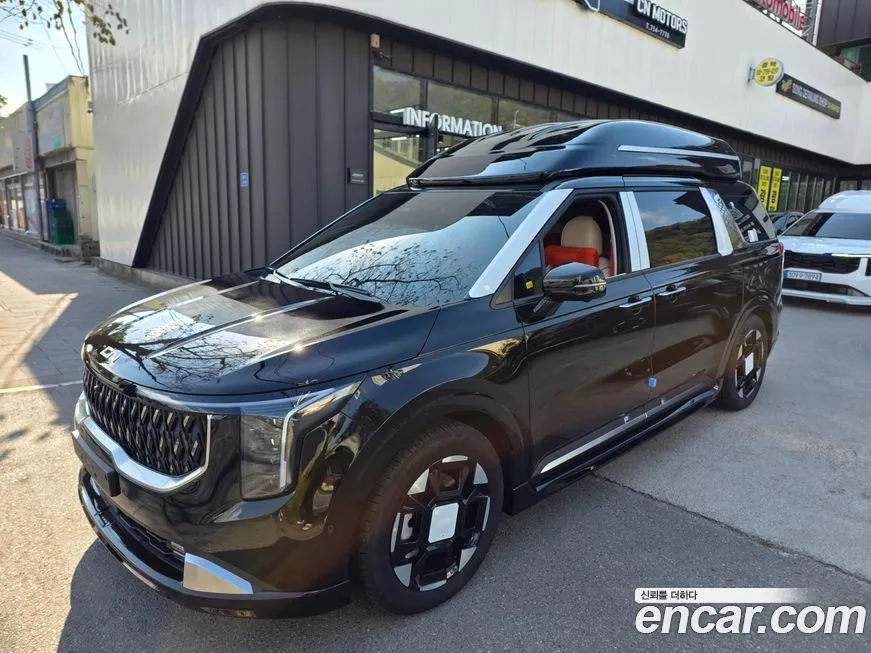 Kia Carnival — фото 1