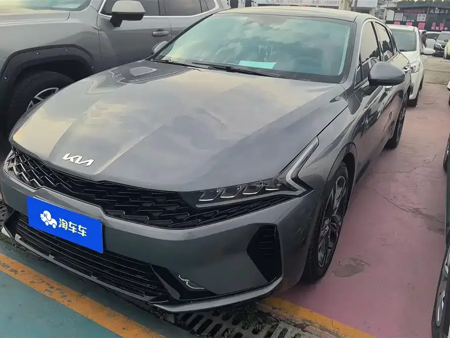 Kia K5 2021 из CN, фото 1