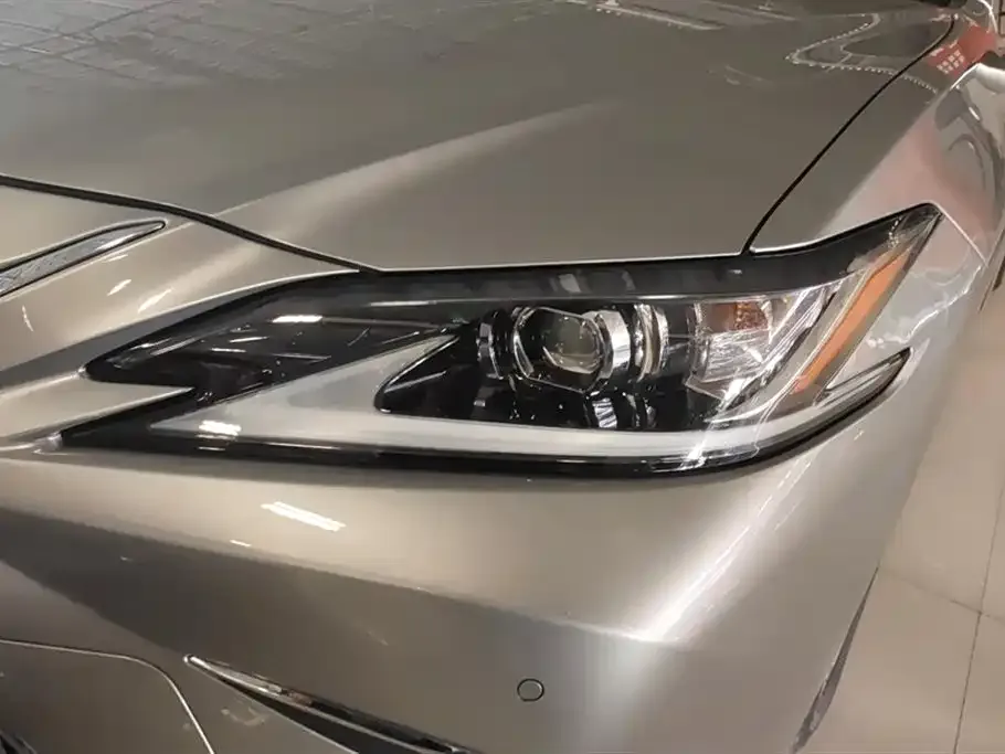 Lexus ES 2022 из CN, фото 2