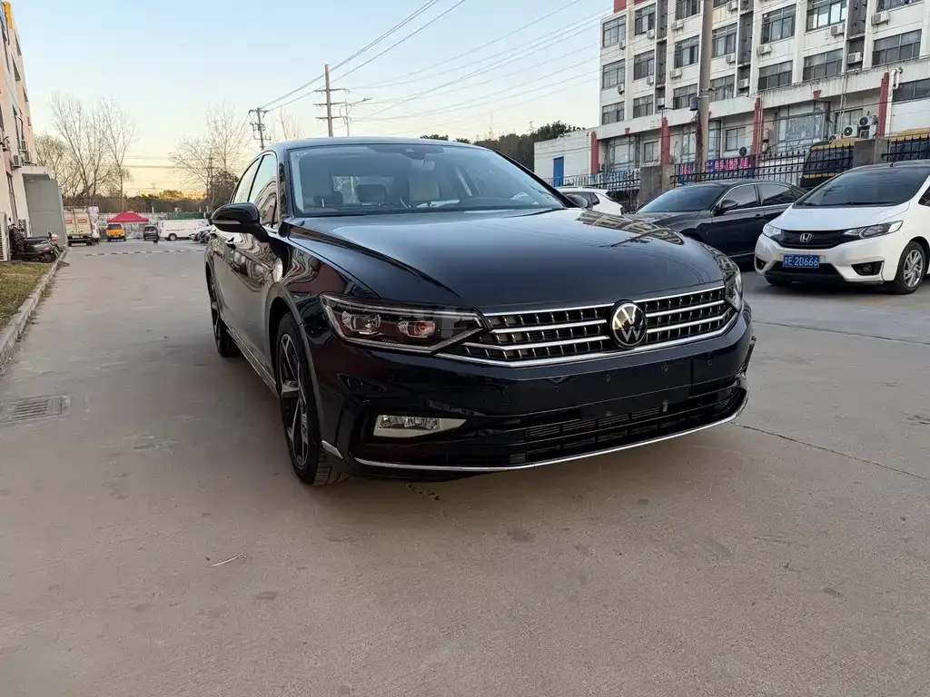 Volkswagen Magotan 2023 из CN, фото 8