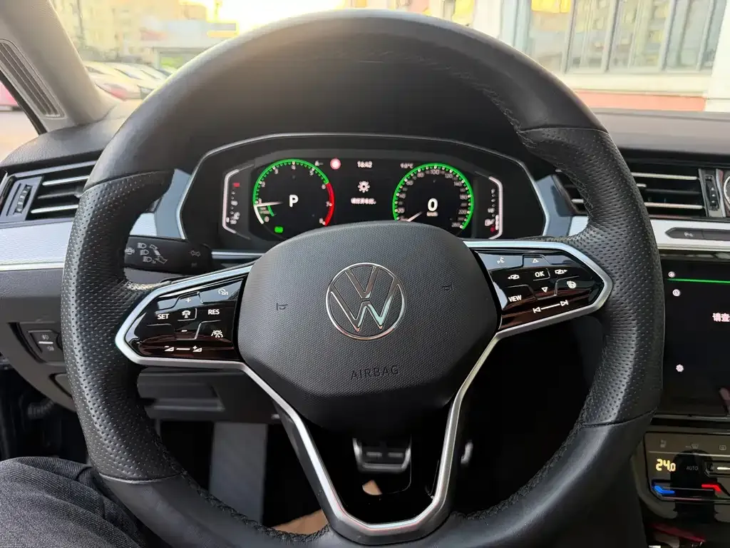 Volkswagen Magotan 2023 из CN, фото 5