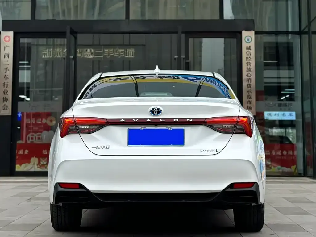 Toyota Avalon 2022 из CN, фото 3