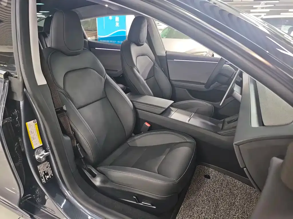 Tesla Model 3 2025 из CN, фото 5