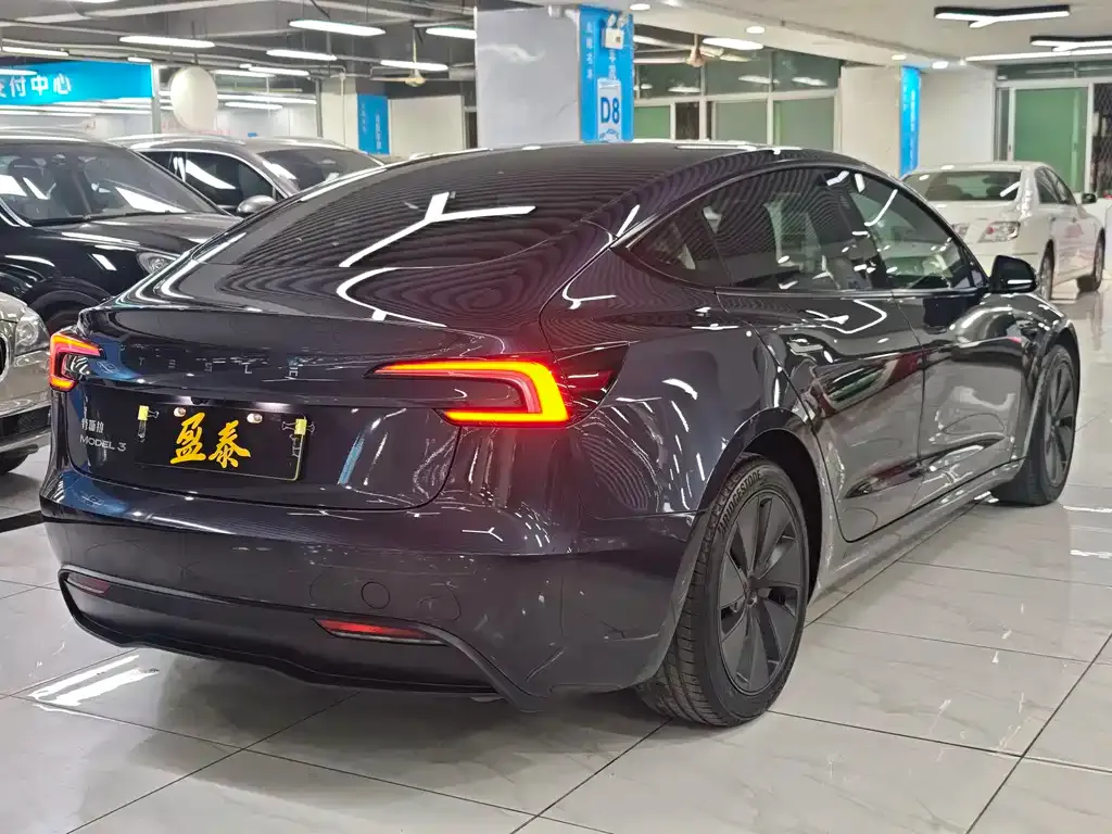 Tesla Model 3 2025 из CN, фото 8