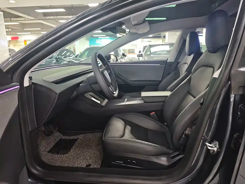 Tesla Model 3 2025 из CN, фото 6