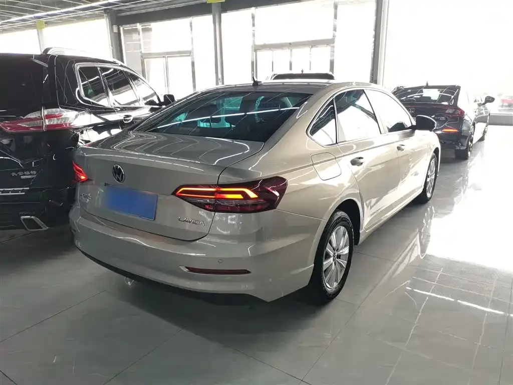 Volkswagen Lavida 2022 из CN, фото 5