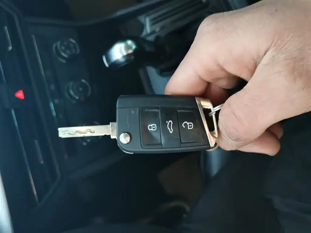 Volkswagen Lavida 2022 из CN, фото 3