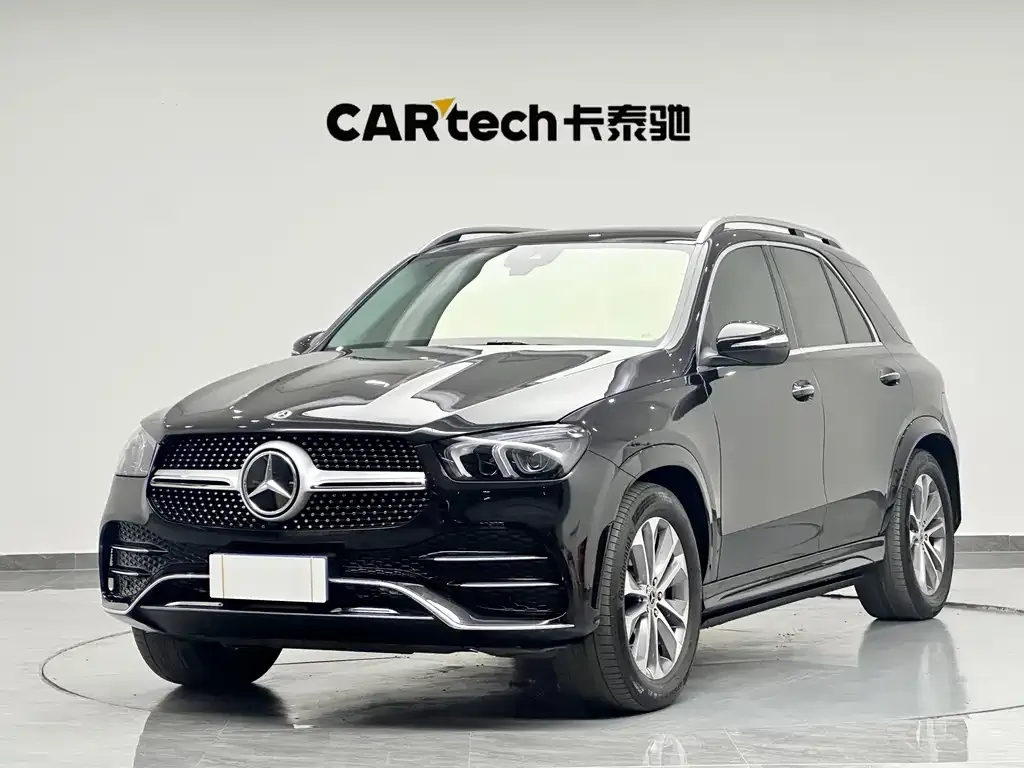 Mercedes-Benz GLE — фото 1