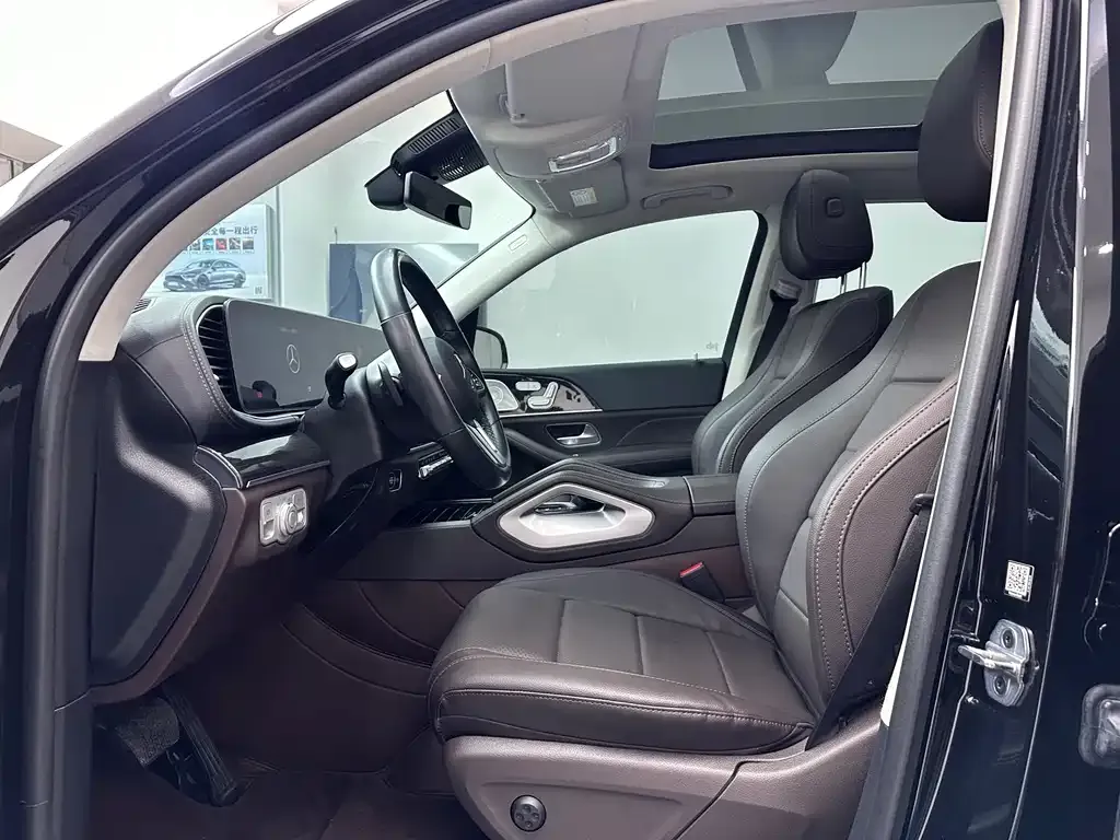 Mercedes-Benz GLE — фото 8