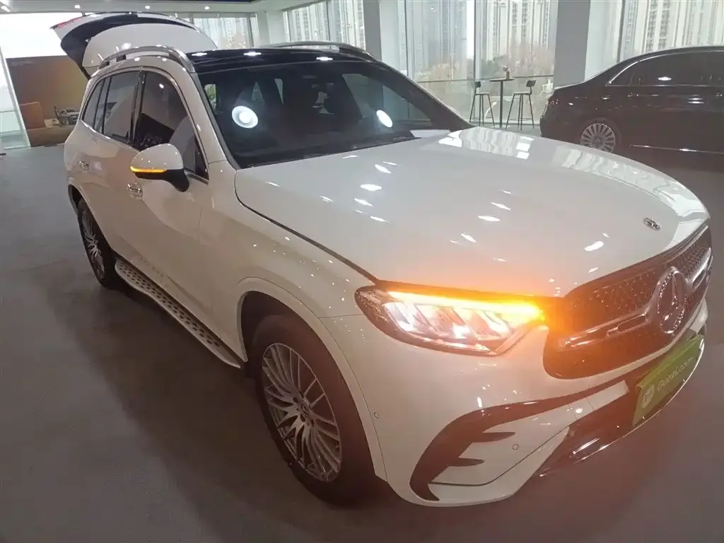 Mercedes-Benz GLC 2024 из CN, фото 4