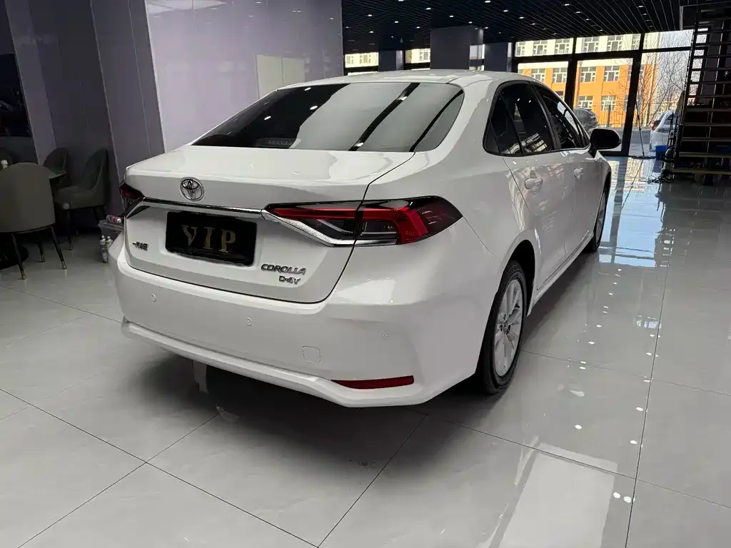 Toyota Corolla 2023 из CN, фото 6