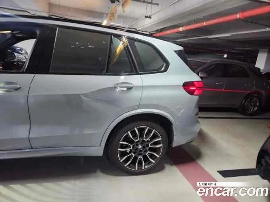 BMW X5 2025 из KR, фото 2