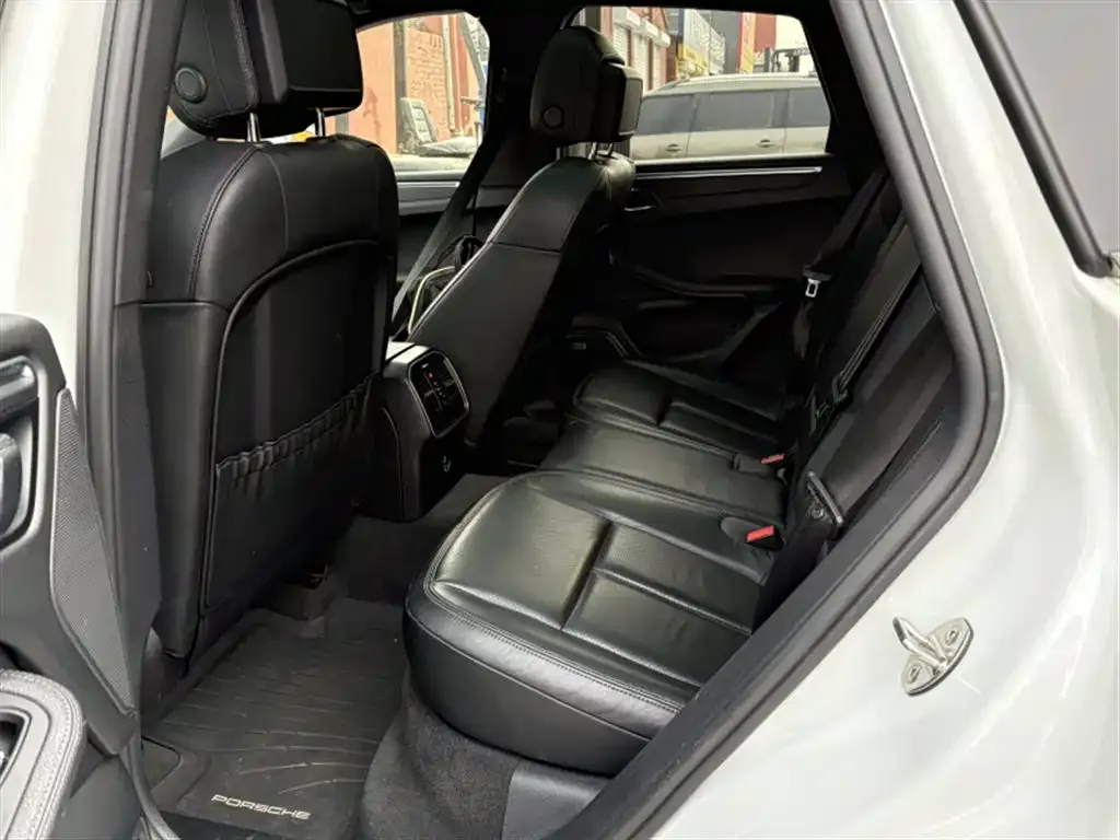 Porsche Macan 2021 из CN, фото 2