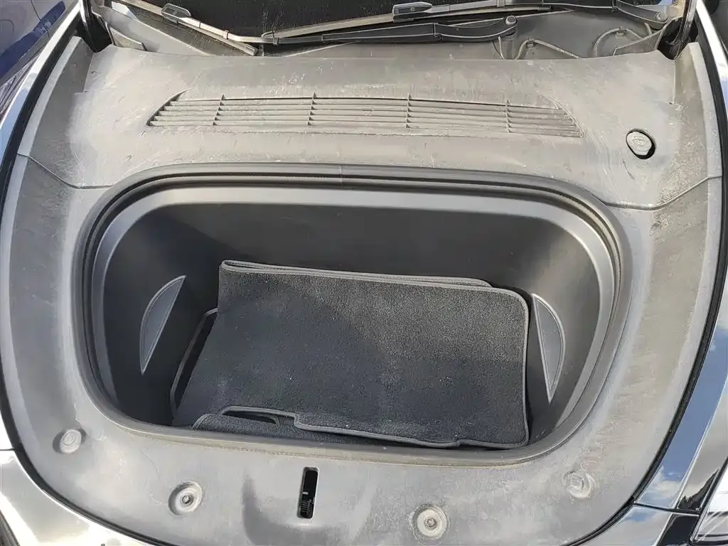 Tesla Model Y 2023 из CN, фото 7