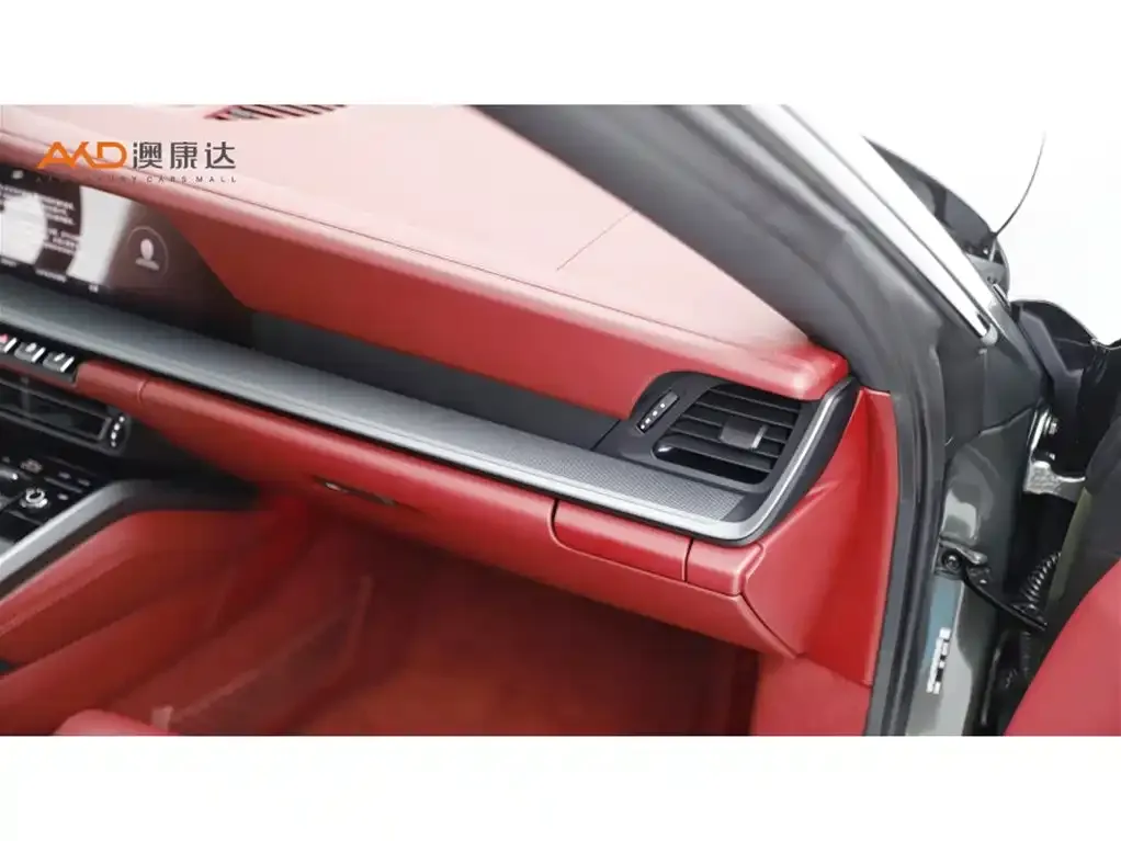 Porsche 911 2025 из CN, фото 4