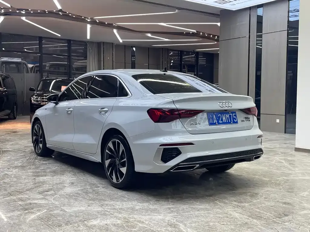 Audi A3 2024 из CN, фото 9