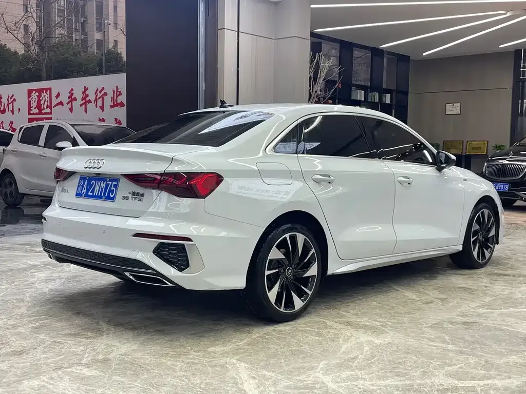 Audi A3 2024 из CN, фото 8