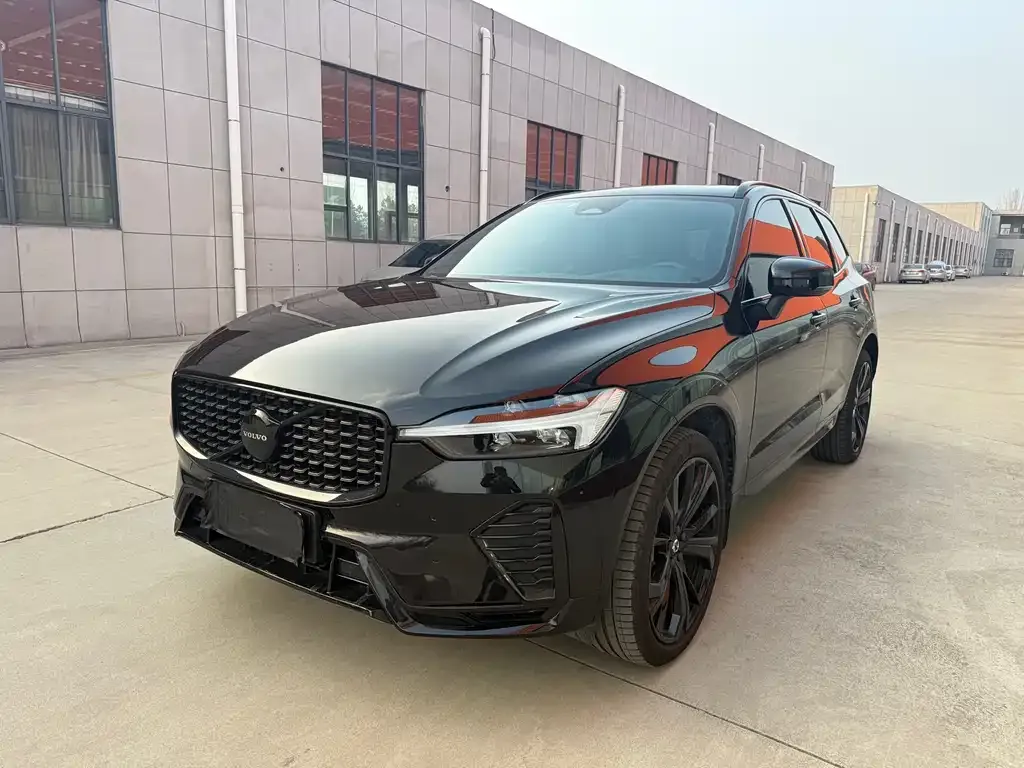 Volvo XC60 2025 из CN, фото 1