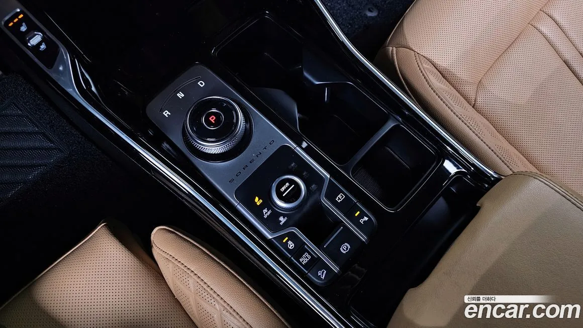 Kia Sorento — фото 10