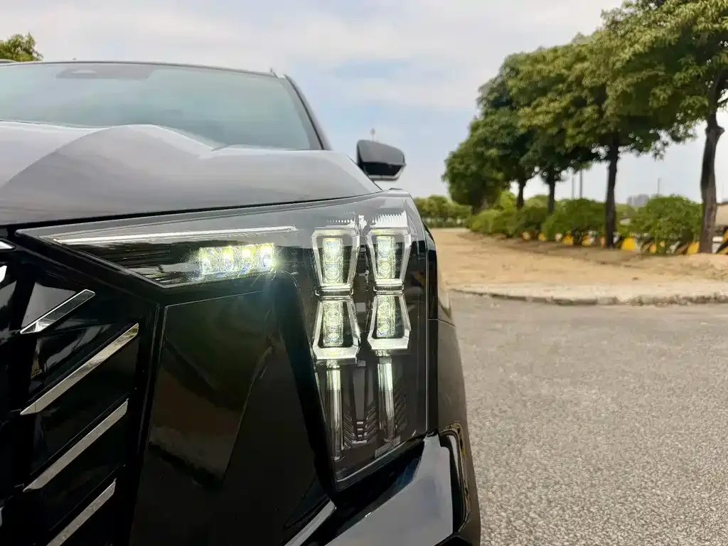 GAC Motor Trumpchi GS8 — фото 4