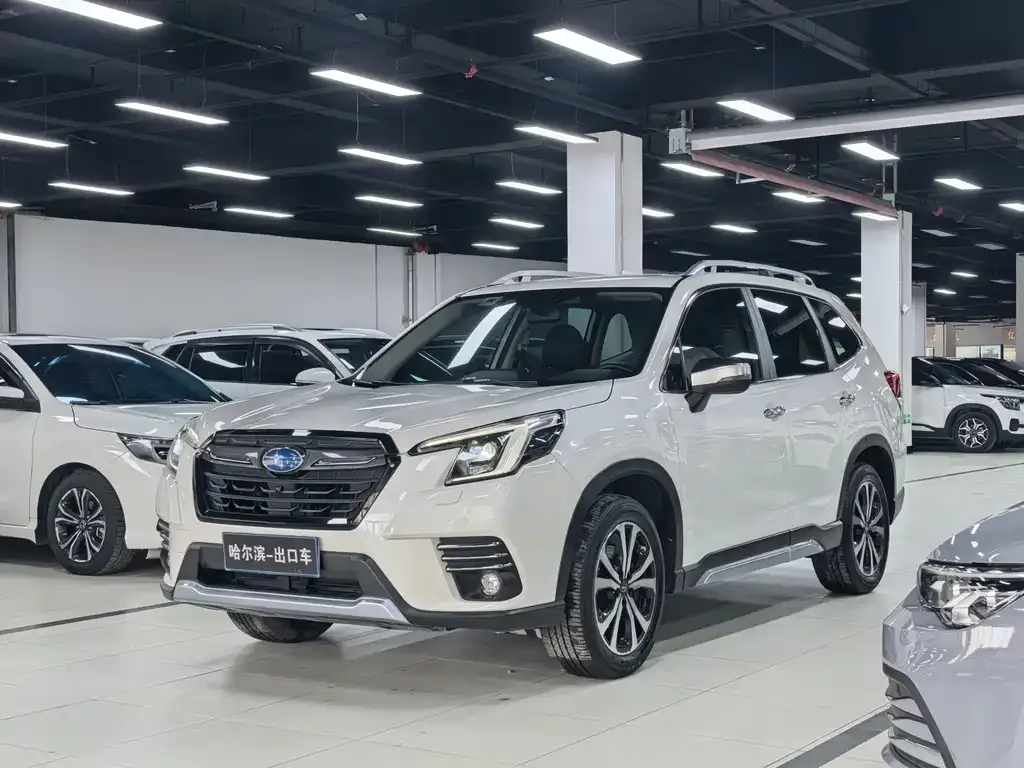Subaru Forester — фото 1