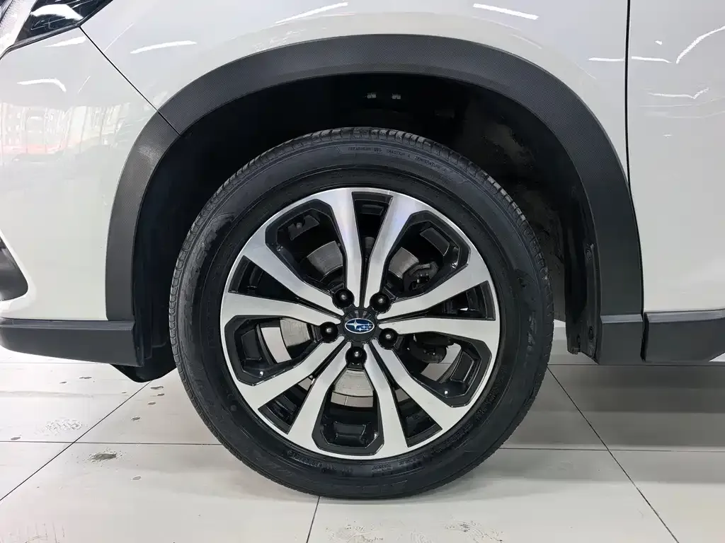 Subaru Forester — фото 4