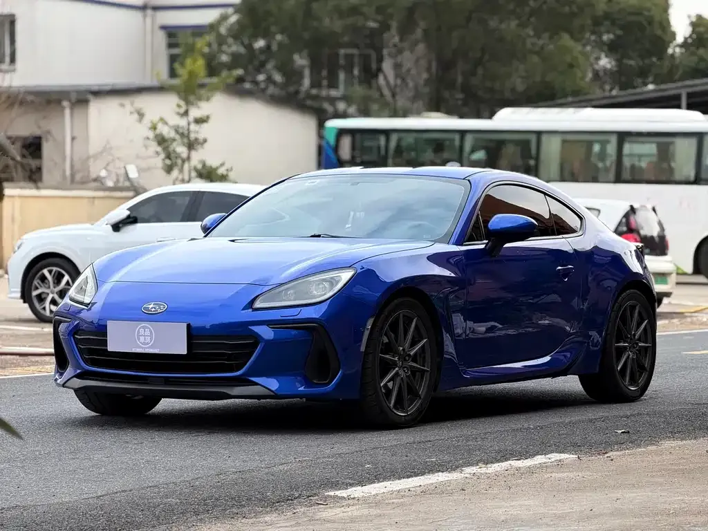 Subaru BRZ 2023 из CN, фото 1