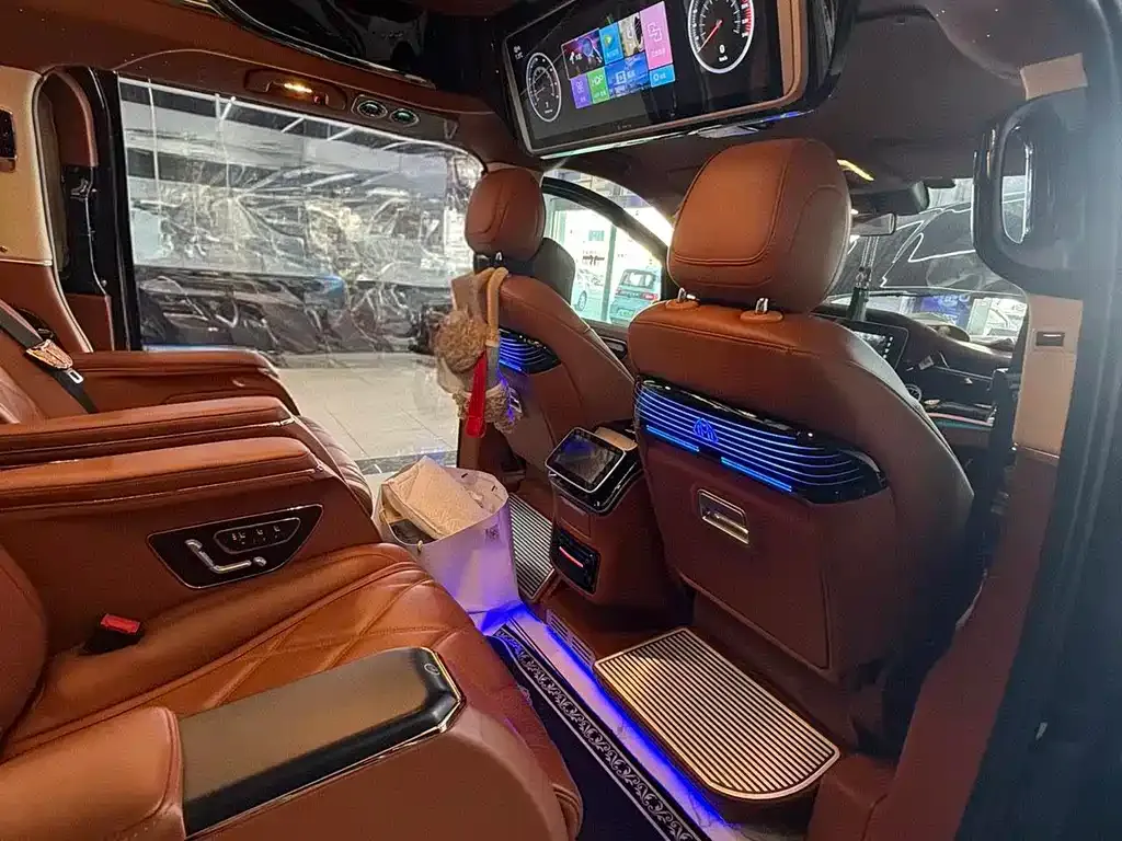 Mercedes-Benz Vito 2023 из CN, фото 3